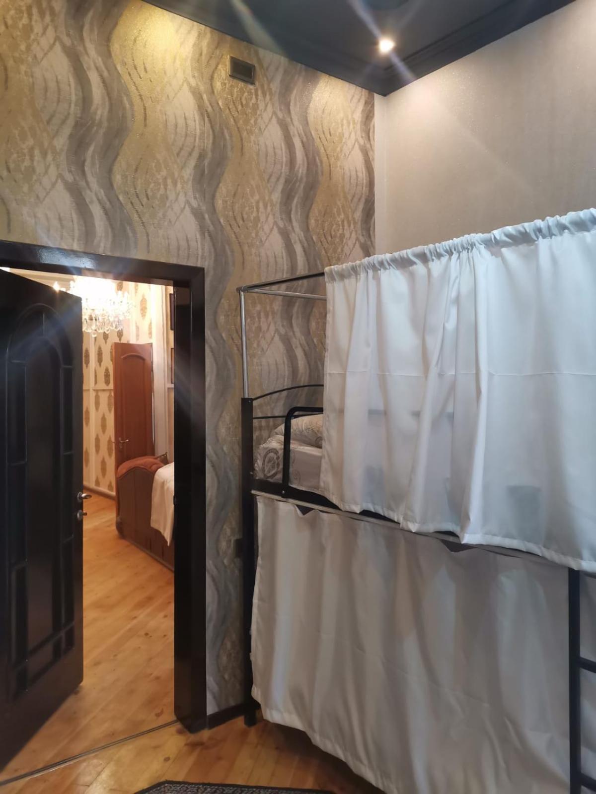 Sweet Home & Hostel Baku Rum bild
