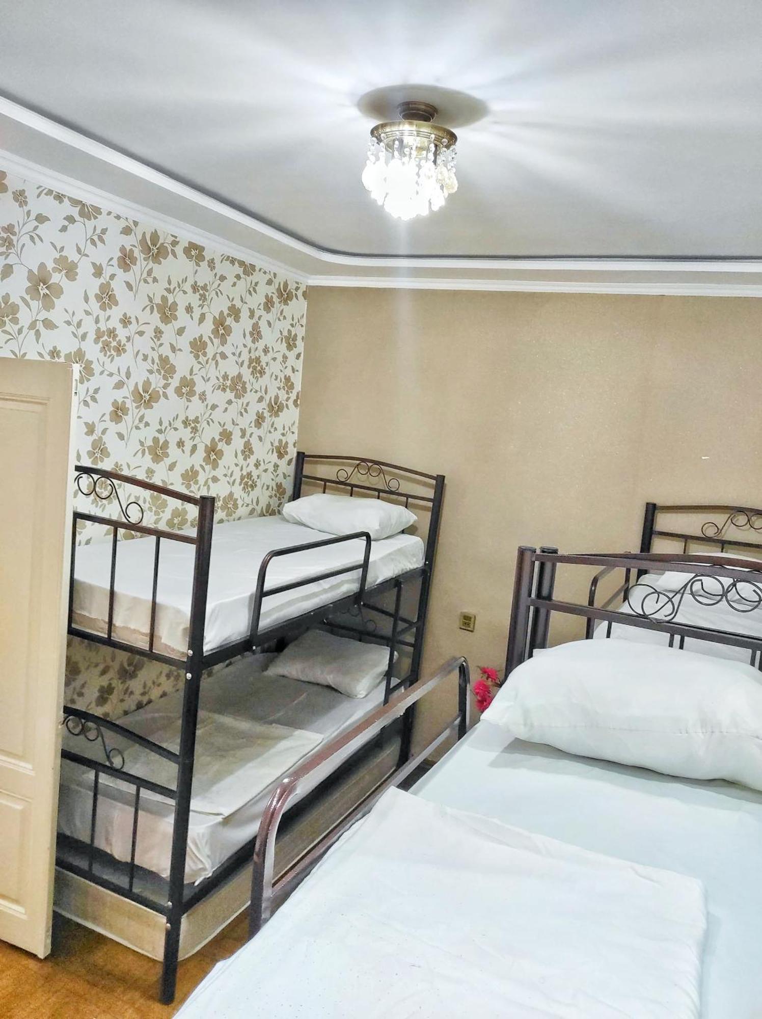 Sweet Home & Hostel Baku Exteriör bild